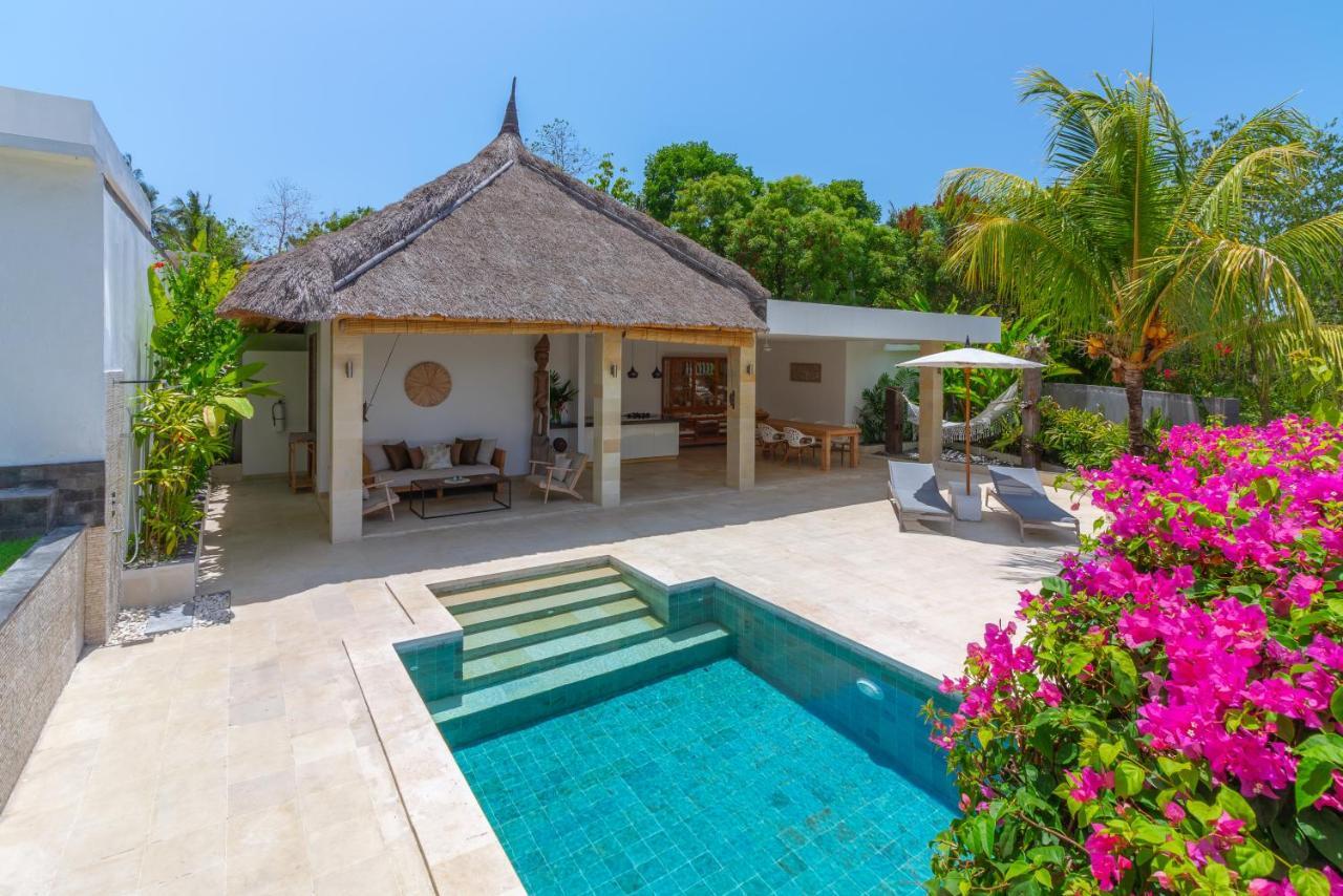 Villa Rasa Senang, With Private Cook And Pool Karangasem  Bagian luar foto